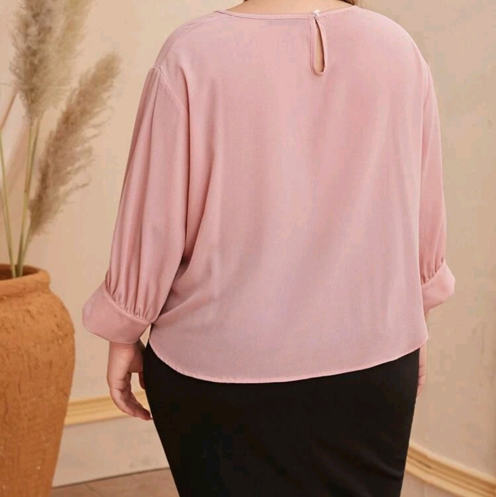 Pink blouse - Picture 3 of 3